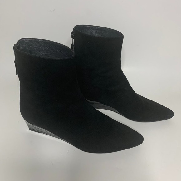 Stuart Weitzman Sued Leather Ankle Booties - Picture 4 of 16